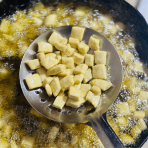 fry-chin-chin-in-a-low-medium-heat