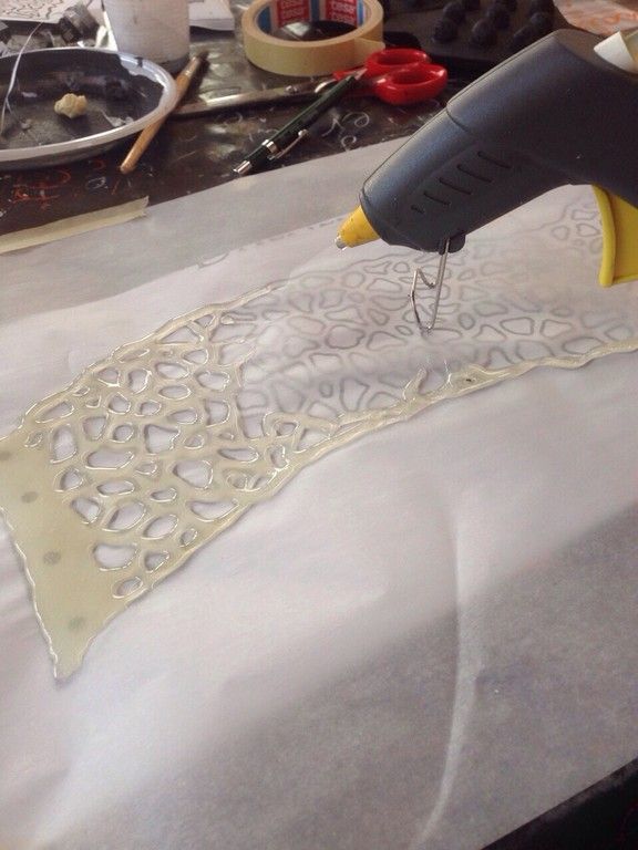 Hot-Glue- No-Sew-Fabric-Options-for-DIY-Projects.