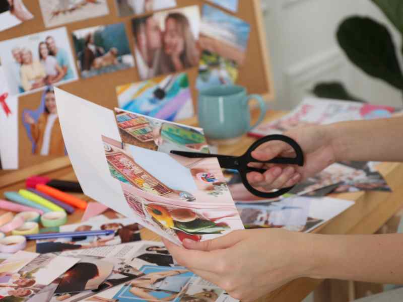 Safety -Advice- DIY -Vision- Board- Crafts -for- New- Year -Goals