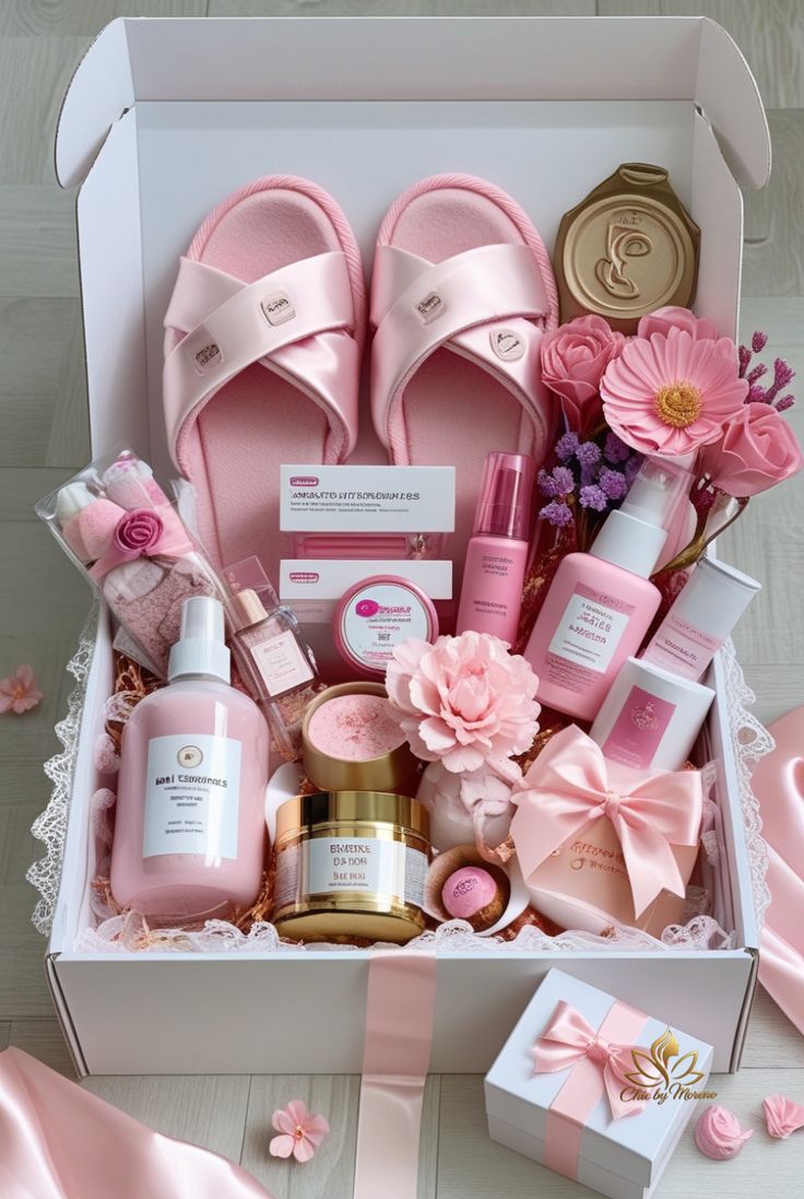 Luxury-Bath-Retreat-Basket-another-diy-mothers-day-spa-gift-baskets