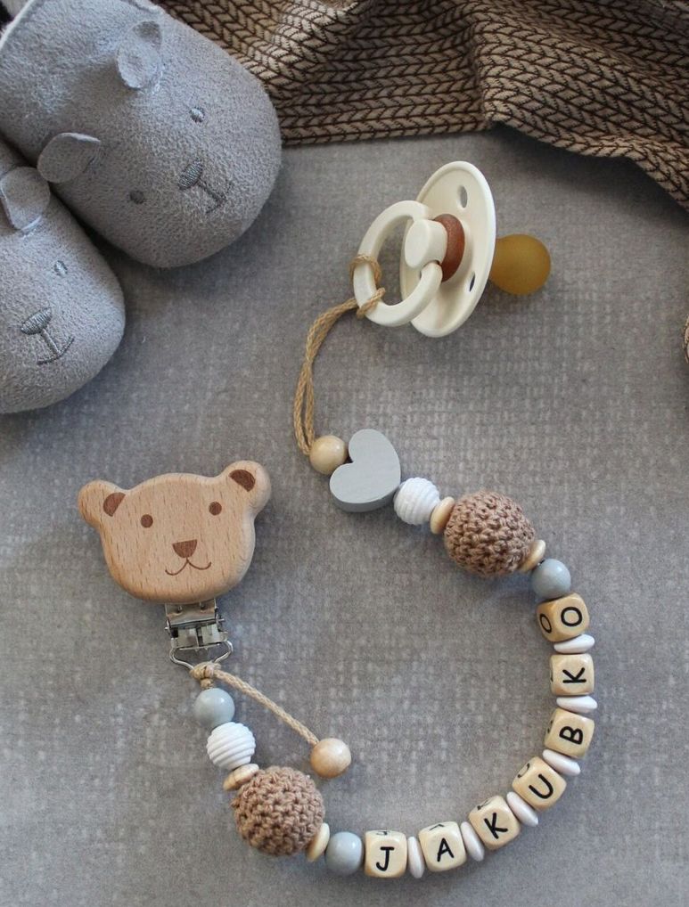Personalized-Pacifier-Clip
