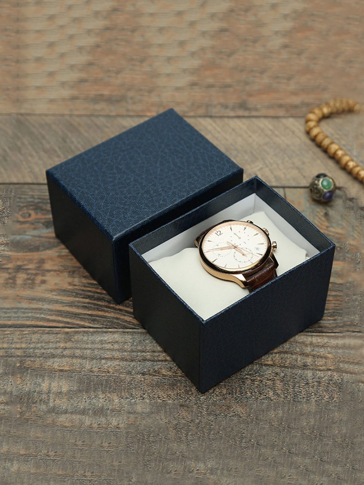 Cheap-Watch-Box-With-Personal-Note-Inside