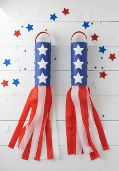 Paper-Roll-Flag.