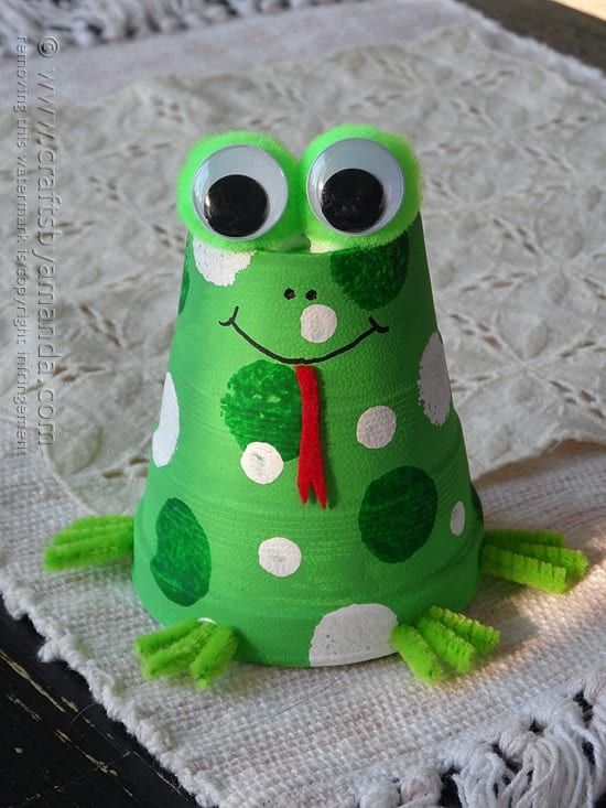 Paper-Cup-Frog.-paper-cup-crafts-for-kids