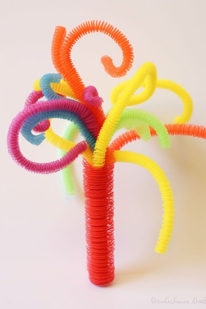 Pipe-Cleaner-Shadow-Sculptures
