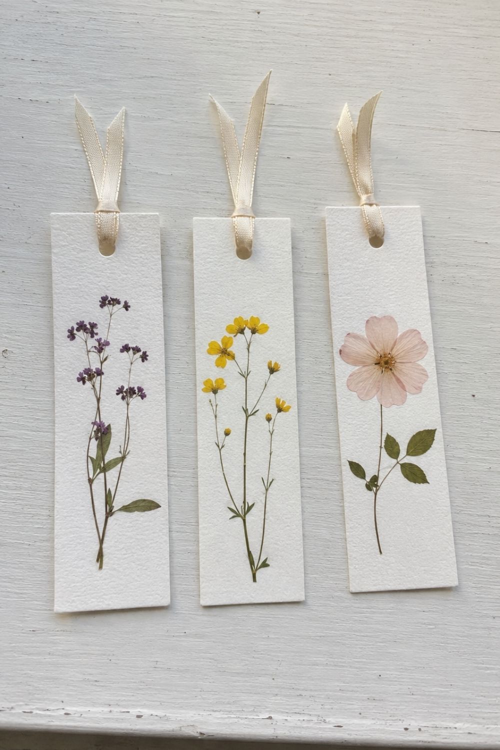 crafts-for-seniors-with-low-vision-pressed-flower-bookmarks