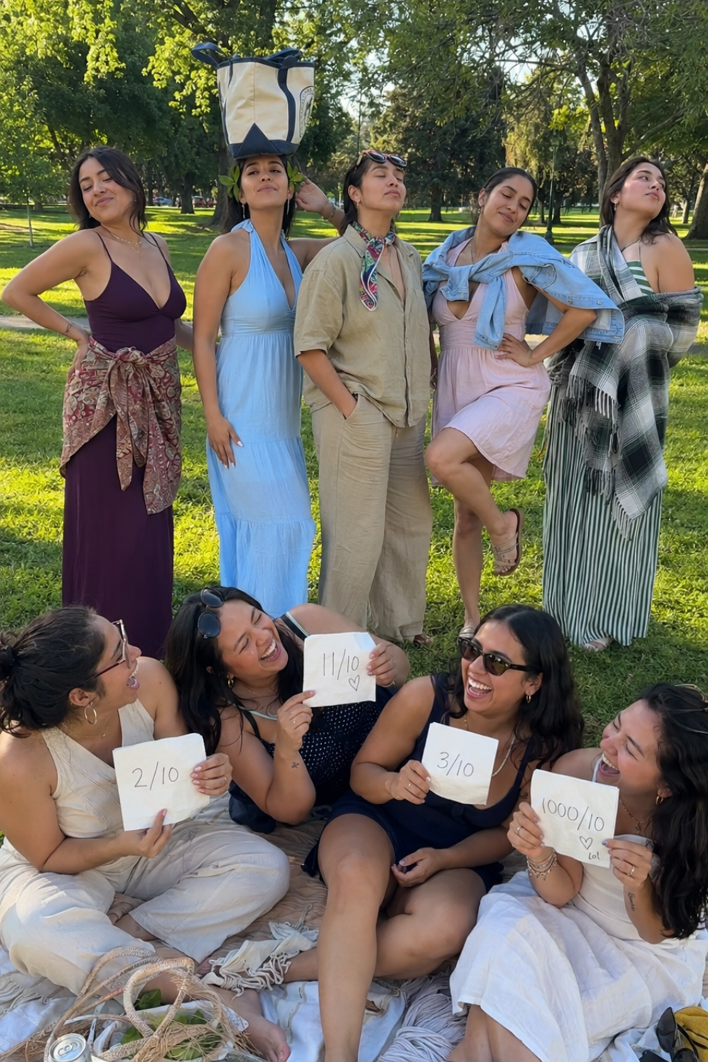 fashion-show-game-picnic-ladies-latina-women-improvised-outfits