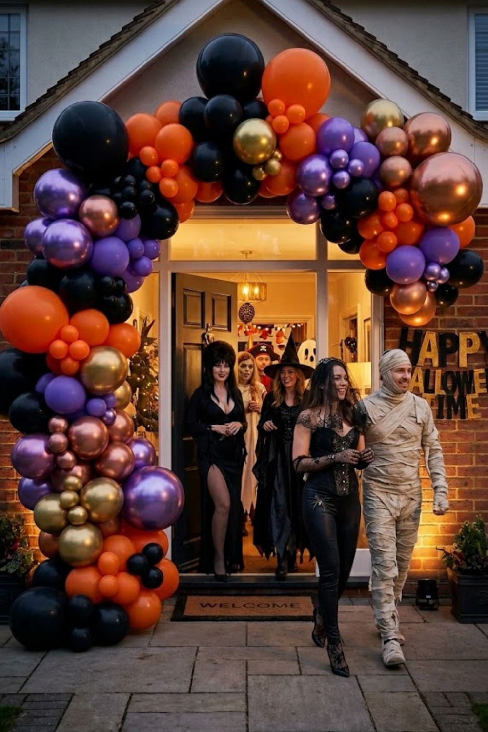 halloween-balloon-arch-entrance