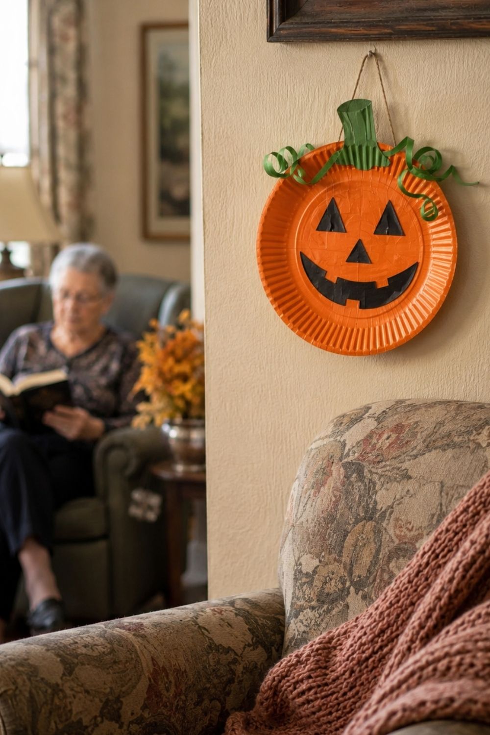 paper-plate-pumpkin-halloween-craft-seniors