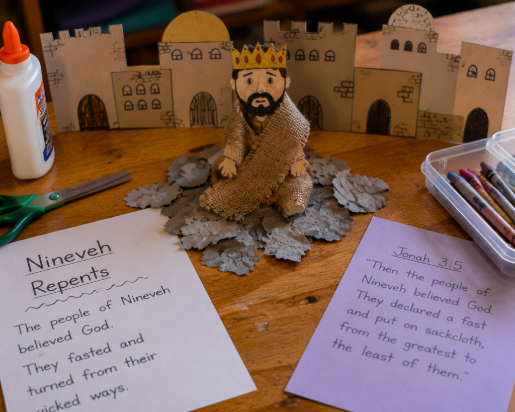 Nineveh-Repents.-jonah-and-the-whale-crafts-for-kids