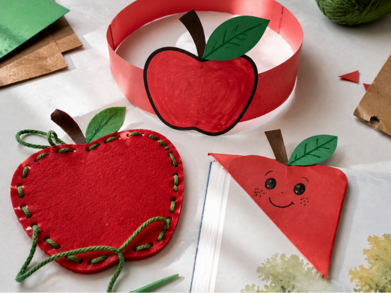 apple-crafts-for-kids-cotton-ball-dabbing-apple-art.jpg