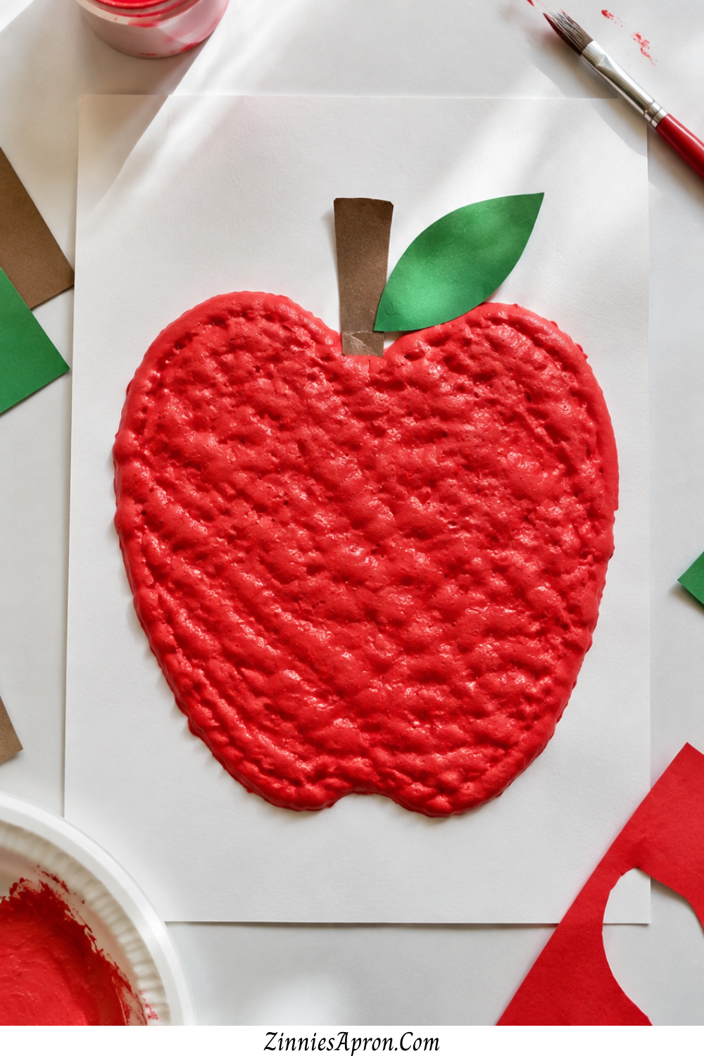 apple-crafts-for-kids-puffy-paint-apple-craft.jpg