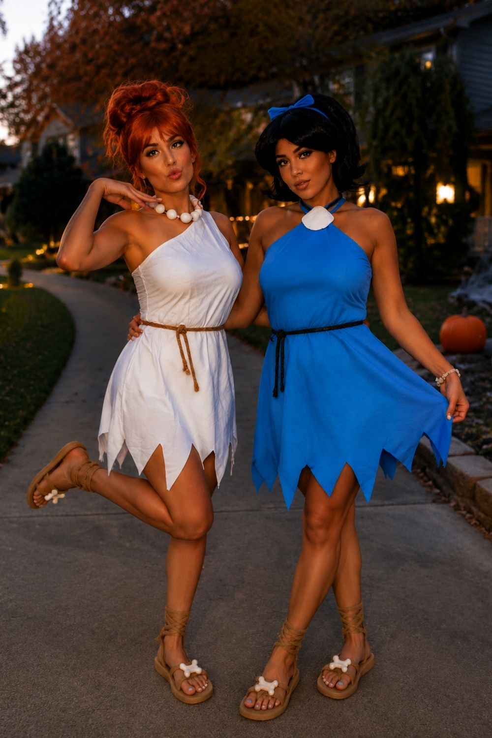 best-friend-halloween-costumes-diy-flintstones-wilma-betty