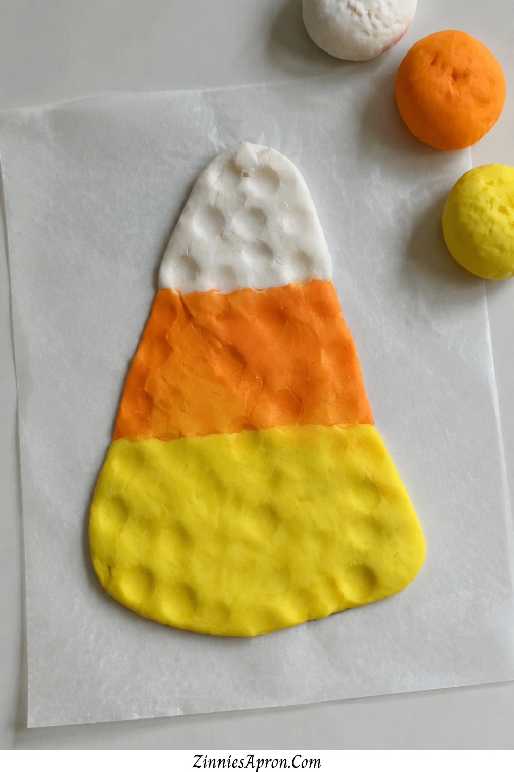 candy-corn-crafts-toddlers-playdough-smash