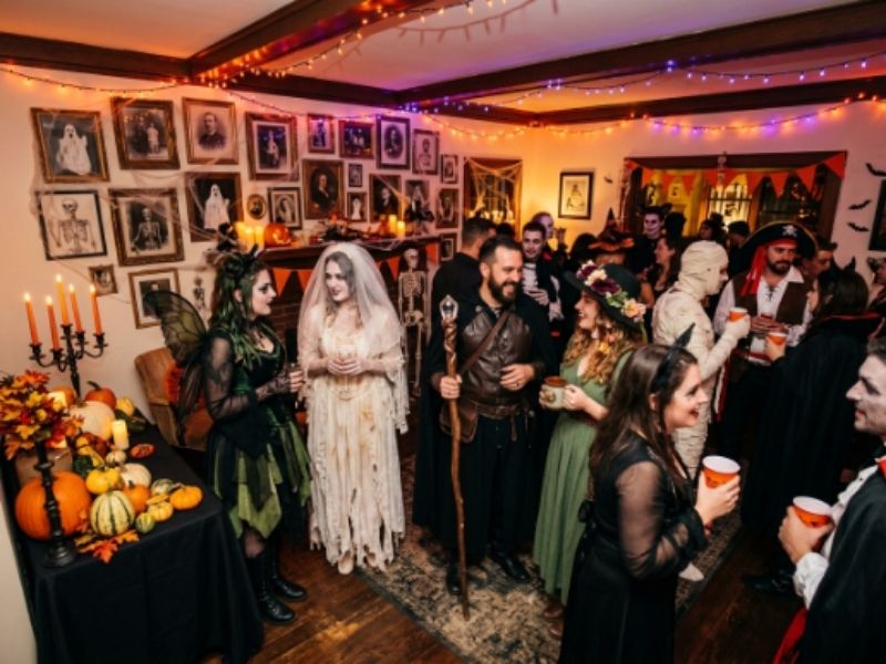 halloween-costume-party-ideas