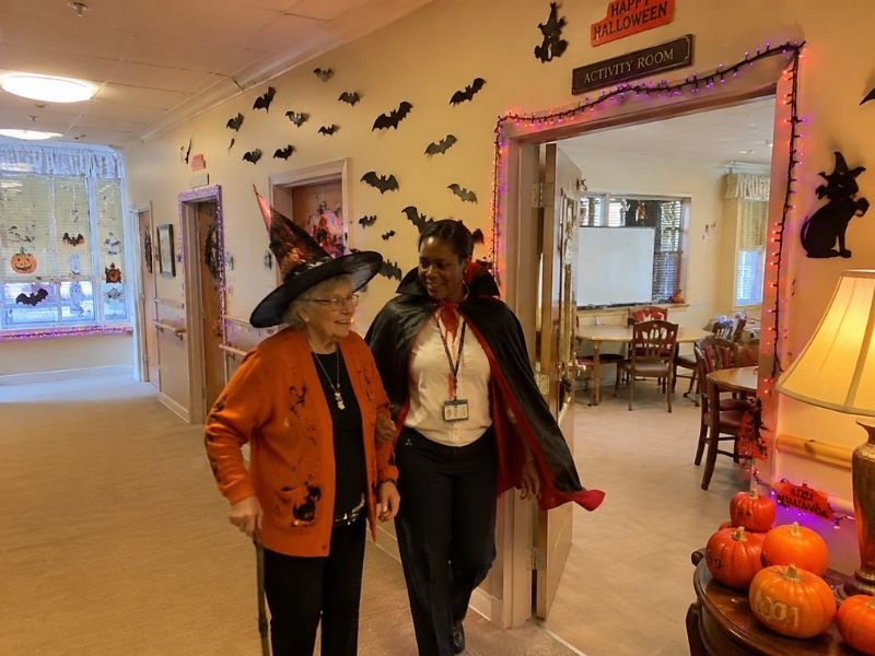 halloween-decor-assisted-living-wrap-up-closing