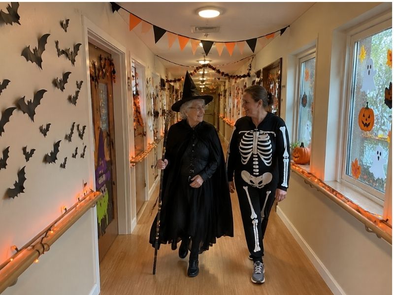 halloween-decor-ideas-assisted-living