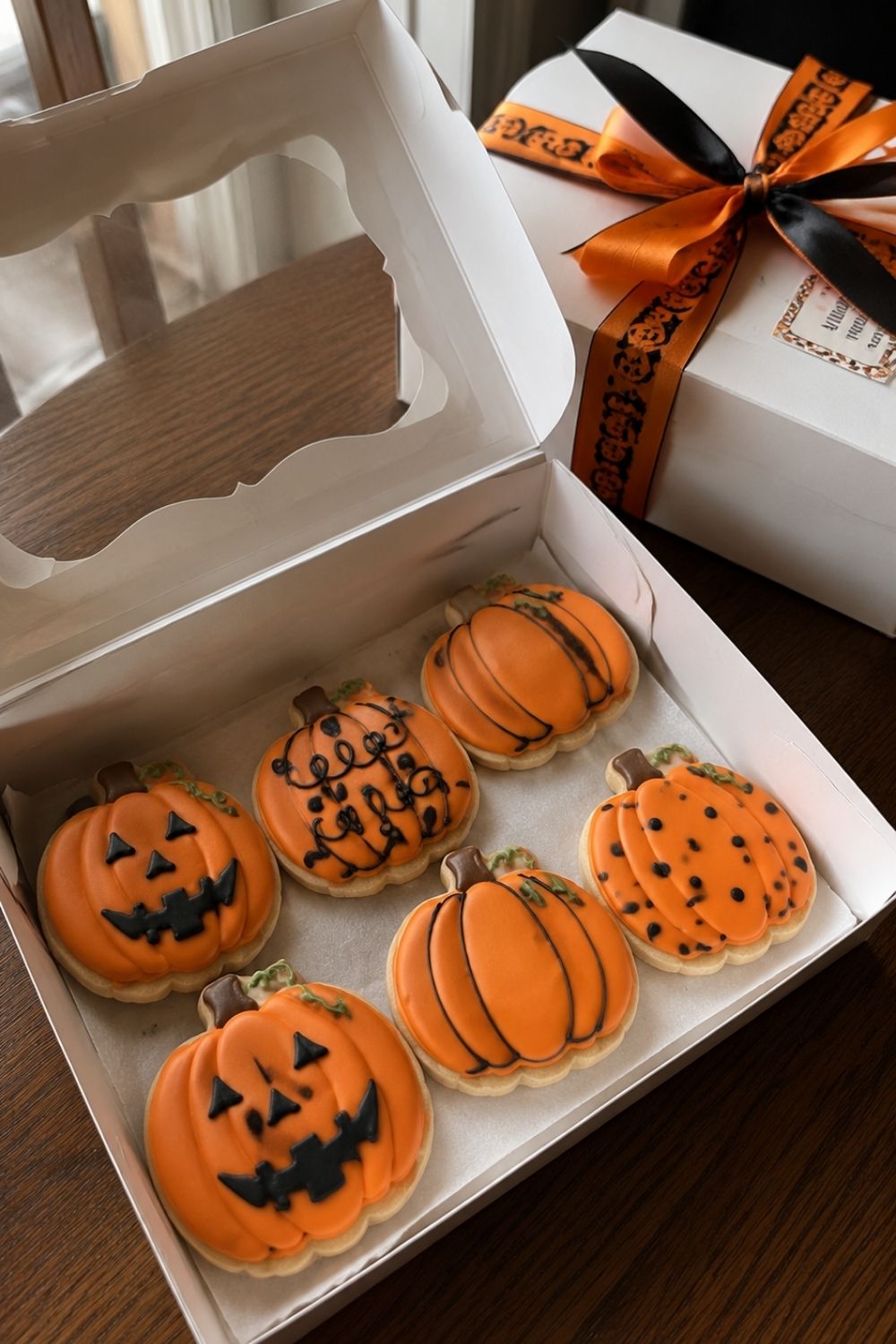 halloween-gift-ideas-elderly-parents-pumpkin-shaped-cookies-bakery