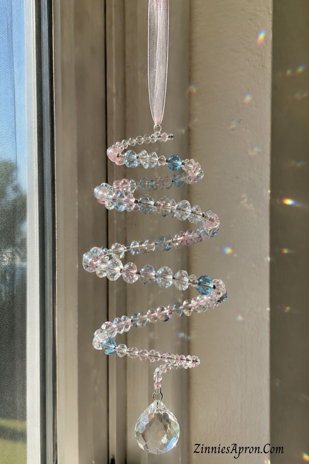 memory-wire-beaded-suncatcher-window-seniors-craft