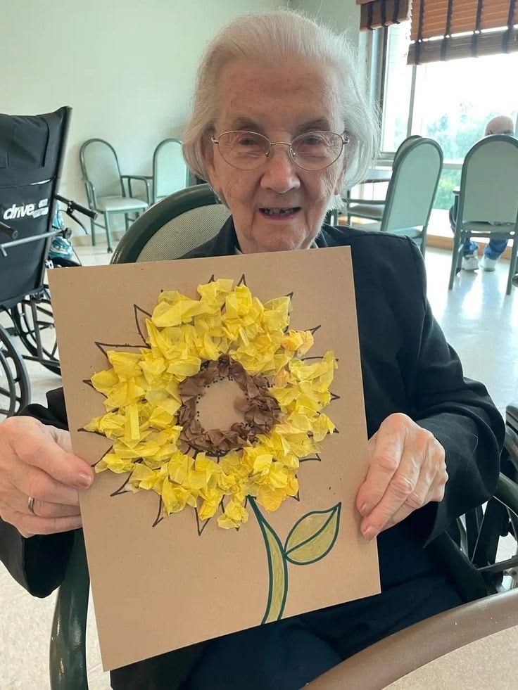Paper-Craft-for-Seniors