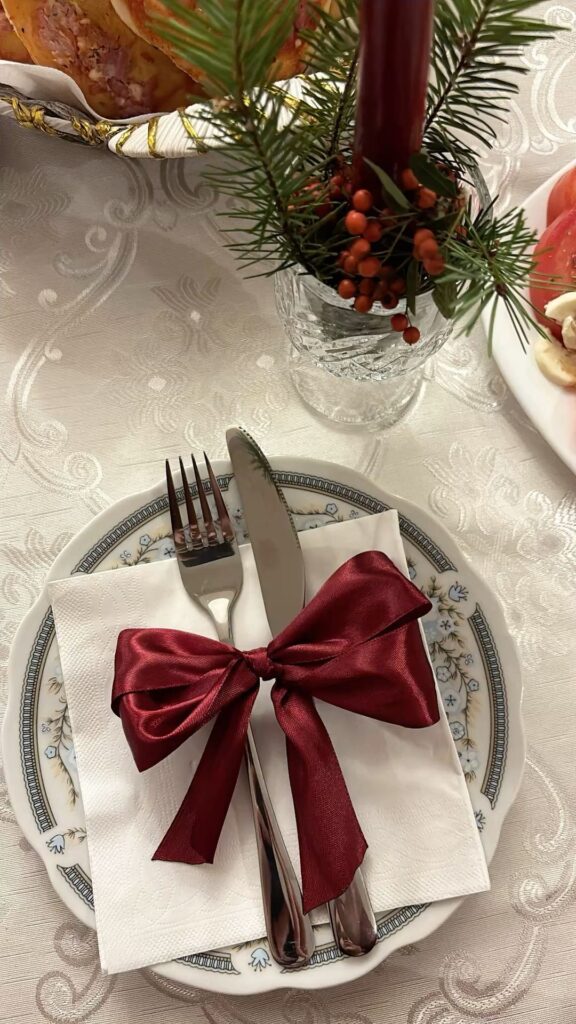Napkin-Ribbon-Detail.