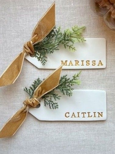 Place-Cards-That-Double-as-Decor.