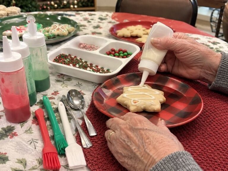 christmas-cookie-decorating-for-seniors-featured-image