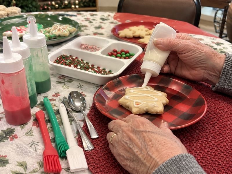 christmas-cookie-decorating-for-seniors-featured-image
