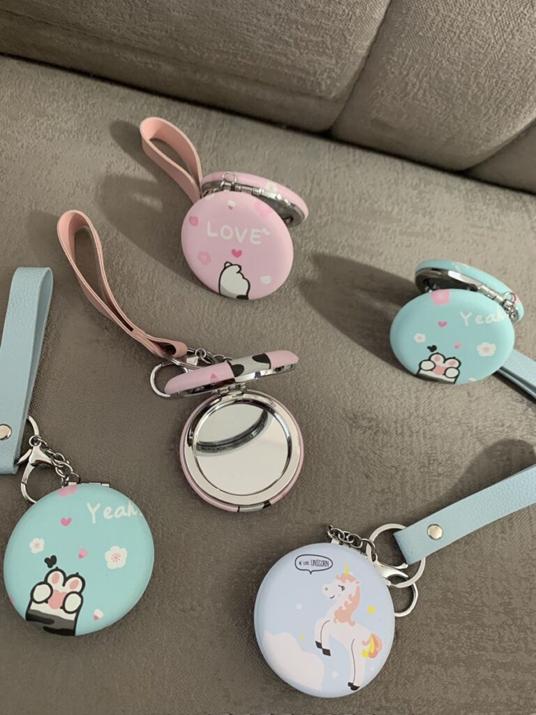 Decorated-Pocket-Mirror