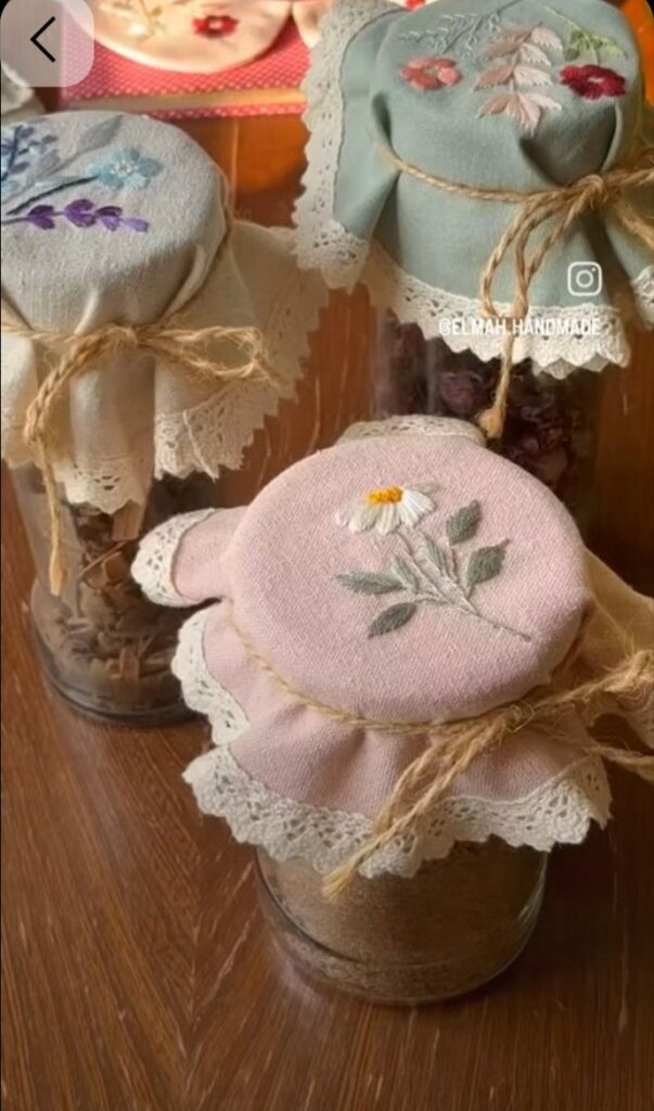 Dress-Up-a-Jar-With-a-Fabric-Lid-Cover